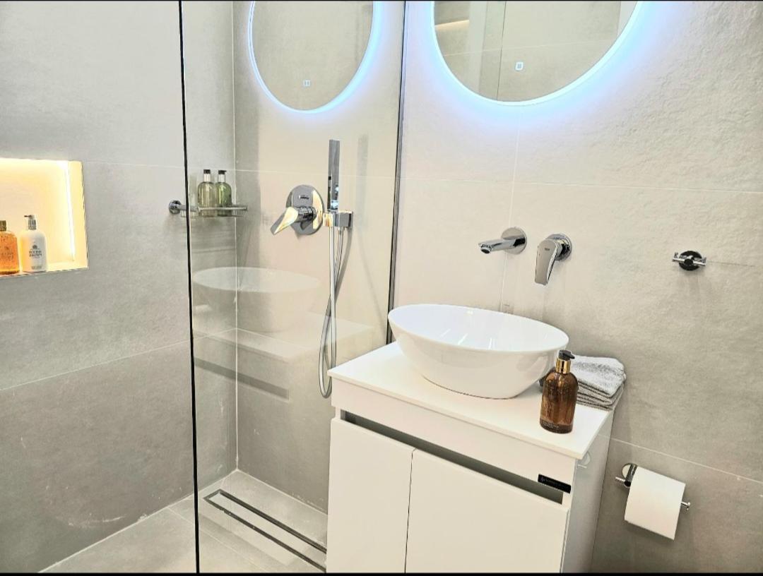 Filothei Luxury Apartment 110M2 أثينا المظهر الخارجي الصورة